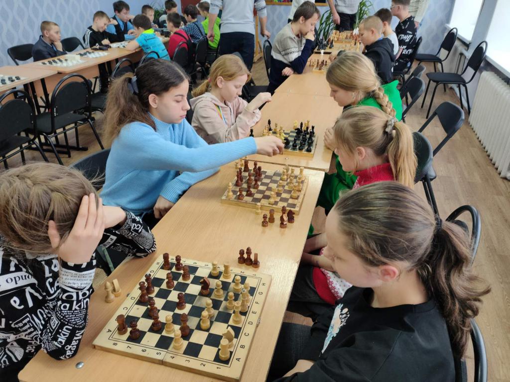 Предновогодний районный турнир по шашкам и шахматам